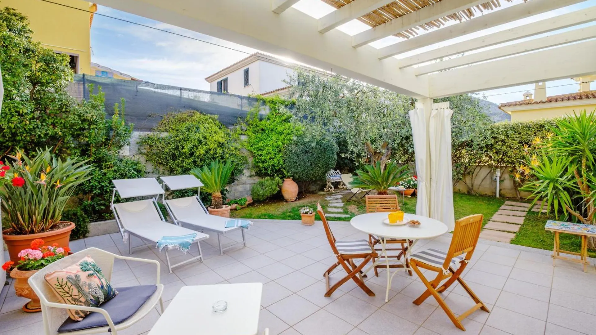 Orosei Home Holidays - Rimediu Apartment